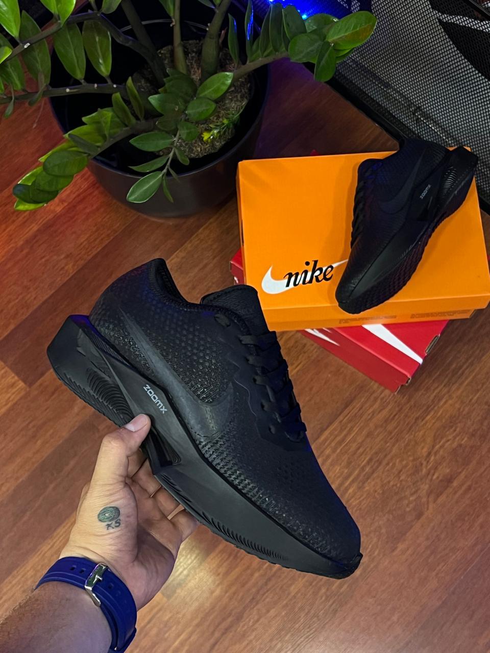 NIKE VAPORFLY 3