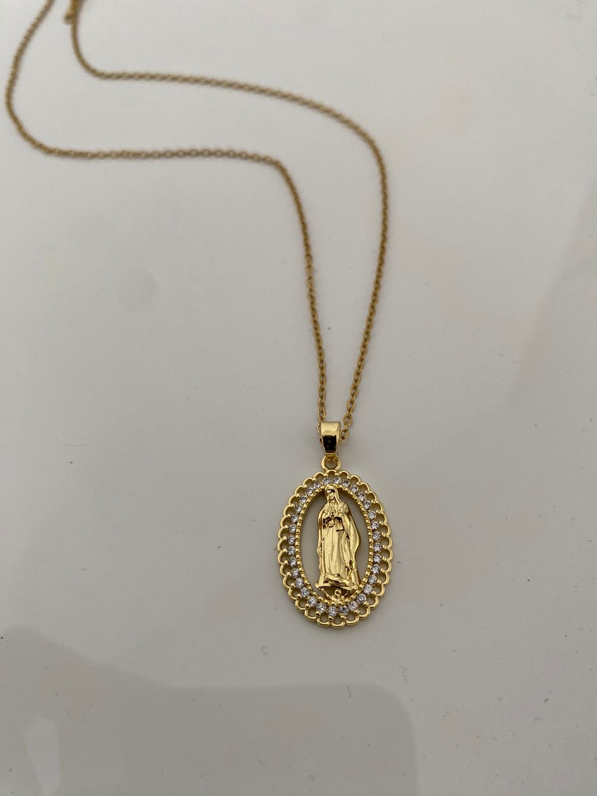 Collar Virgen Maria + CAJA REGALO