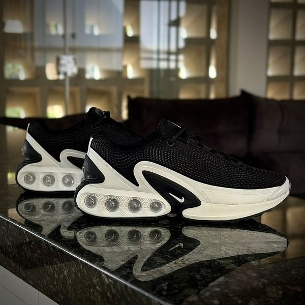NIKE AIR MAX DN