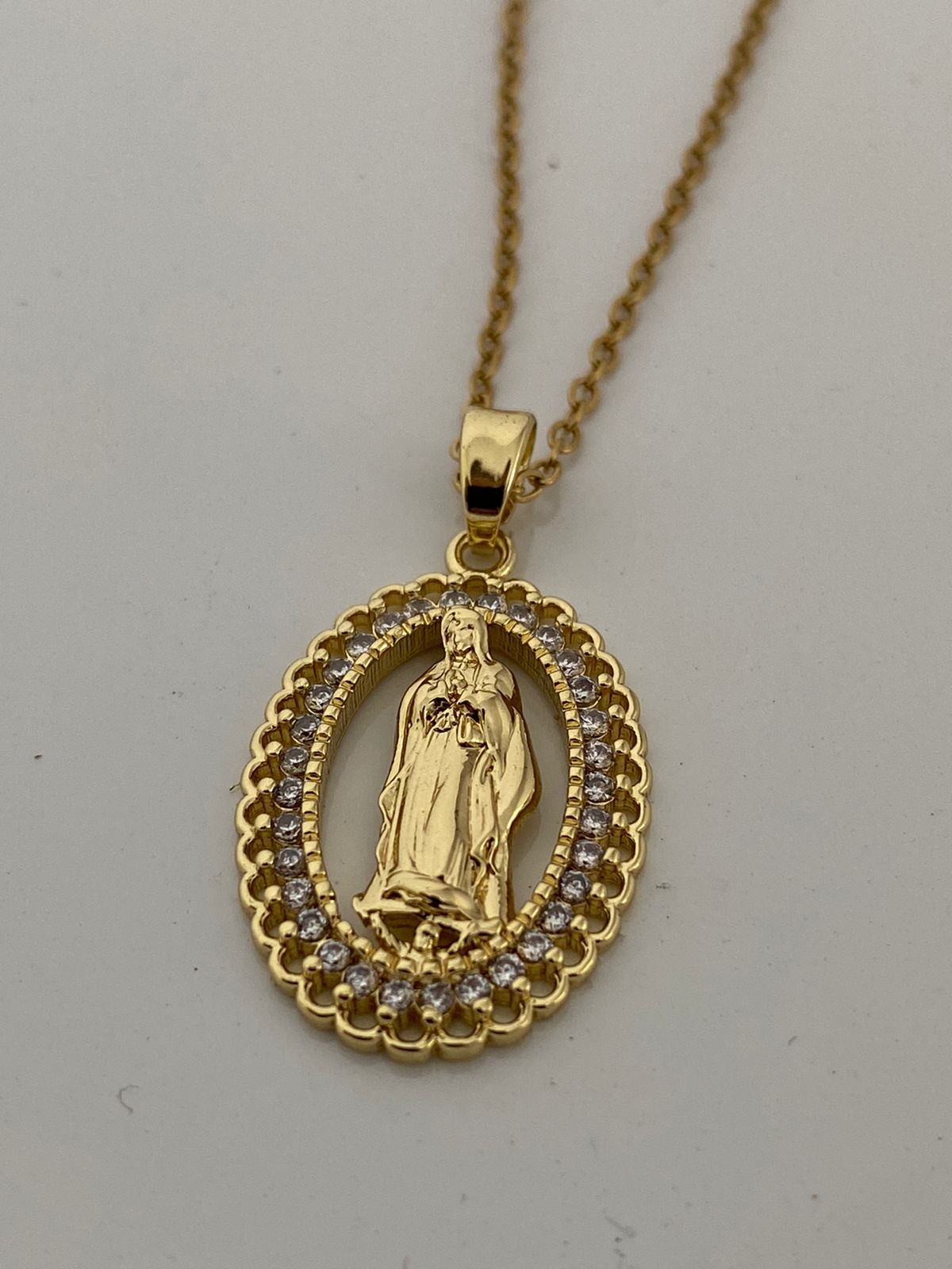 Collar Virgen Maria + CAJA REGALO